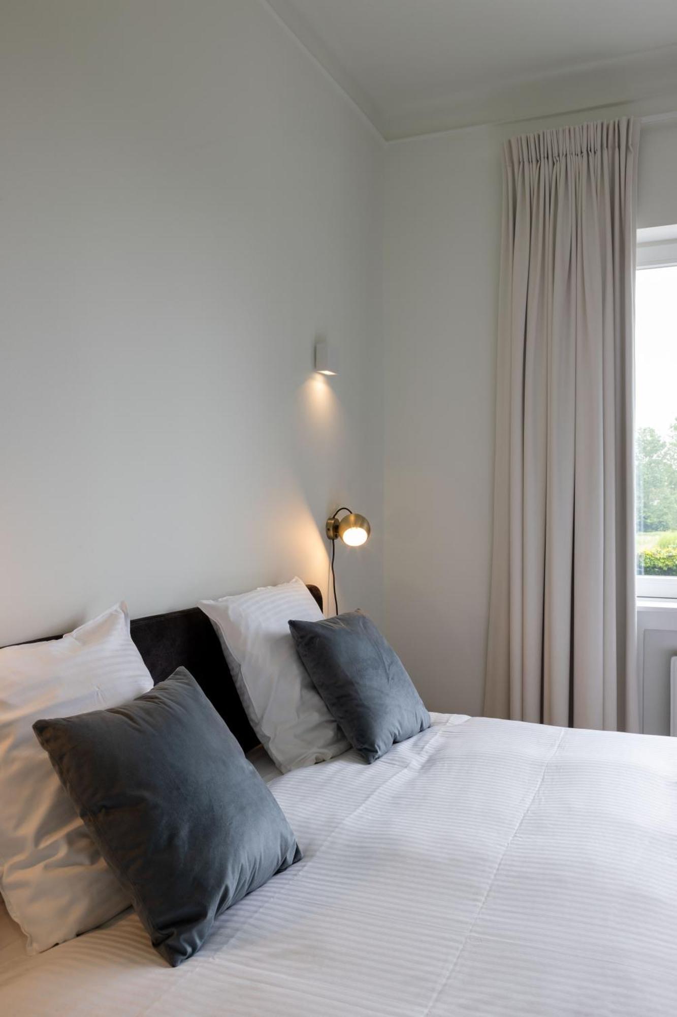 Bed and Breakfast Tuss Кортрейк Екстер'єр фото
